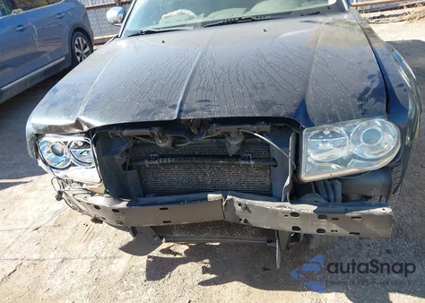 2008 Chrysler 300C Hemi from USA, damaged, VIN 2C3KA63H88H297976